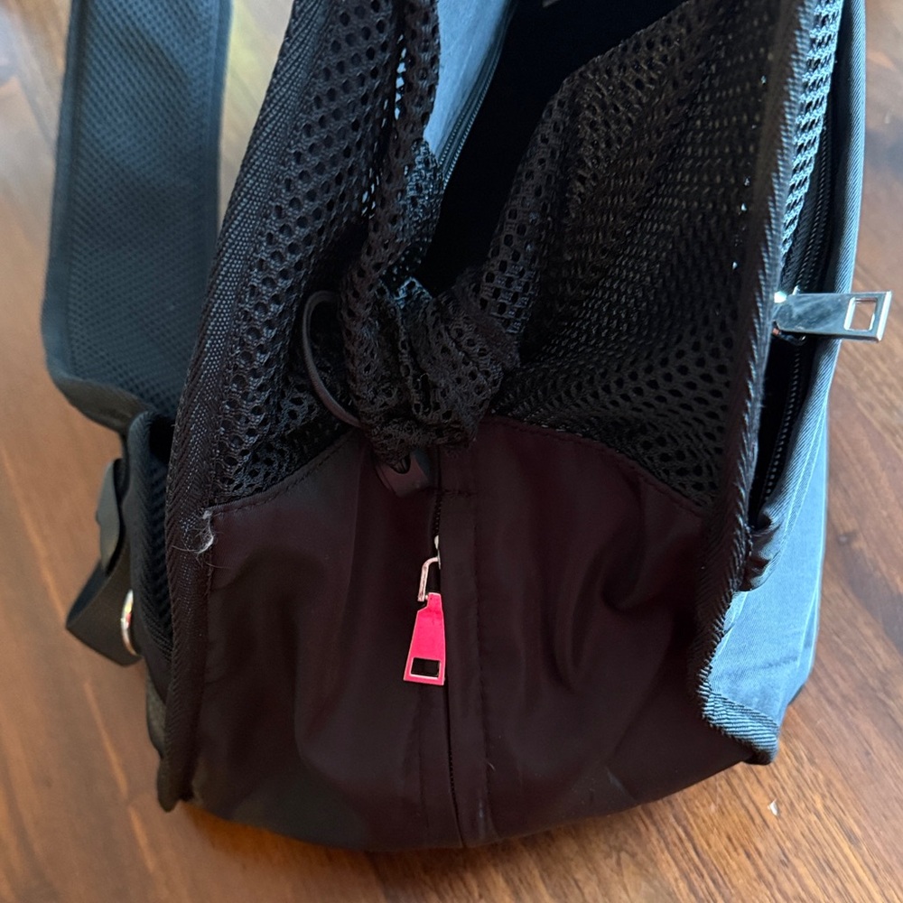 Pawtek - medium Black Sling Bag for dog - around 14lbs - Picture 4 of 7